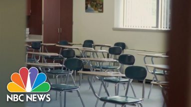 U.S. School Districts Struggling To Hire Substitute Teachers